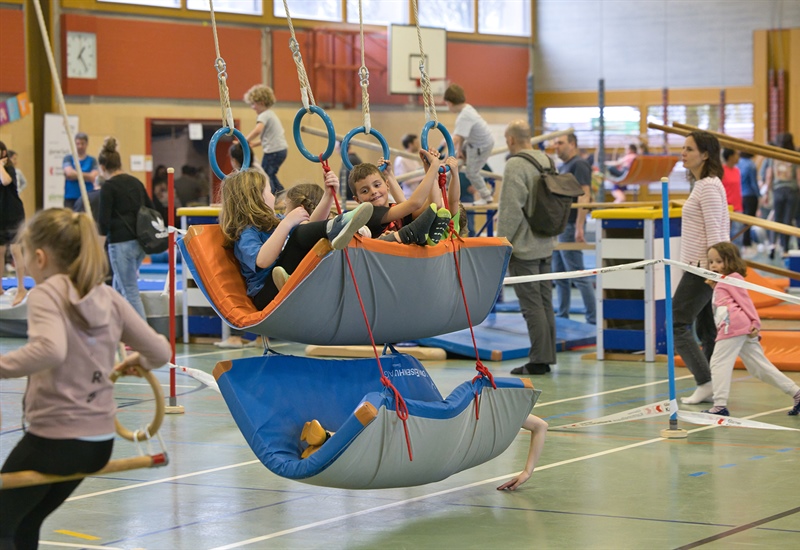 «Abenteuer Turnhalle» – dem Herbstwetter entfliehen
